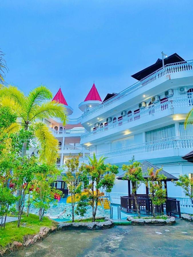 Landcons Hotel&Resort Langkawi Buitenkant foto